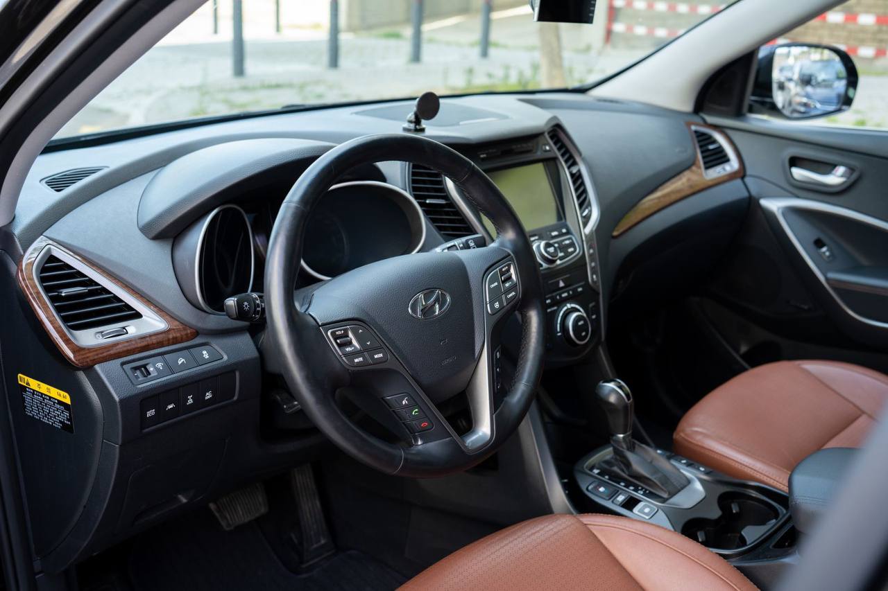 Hyundai Grand Santa Fe 2017