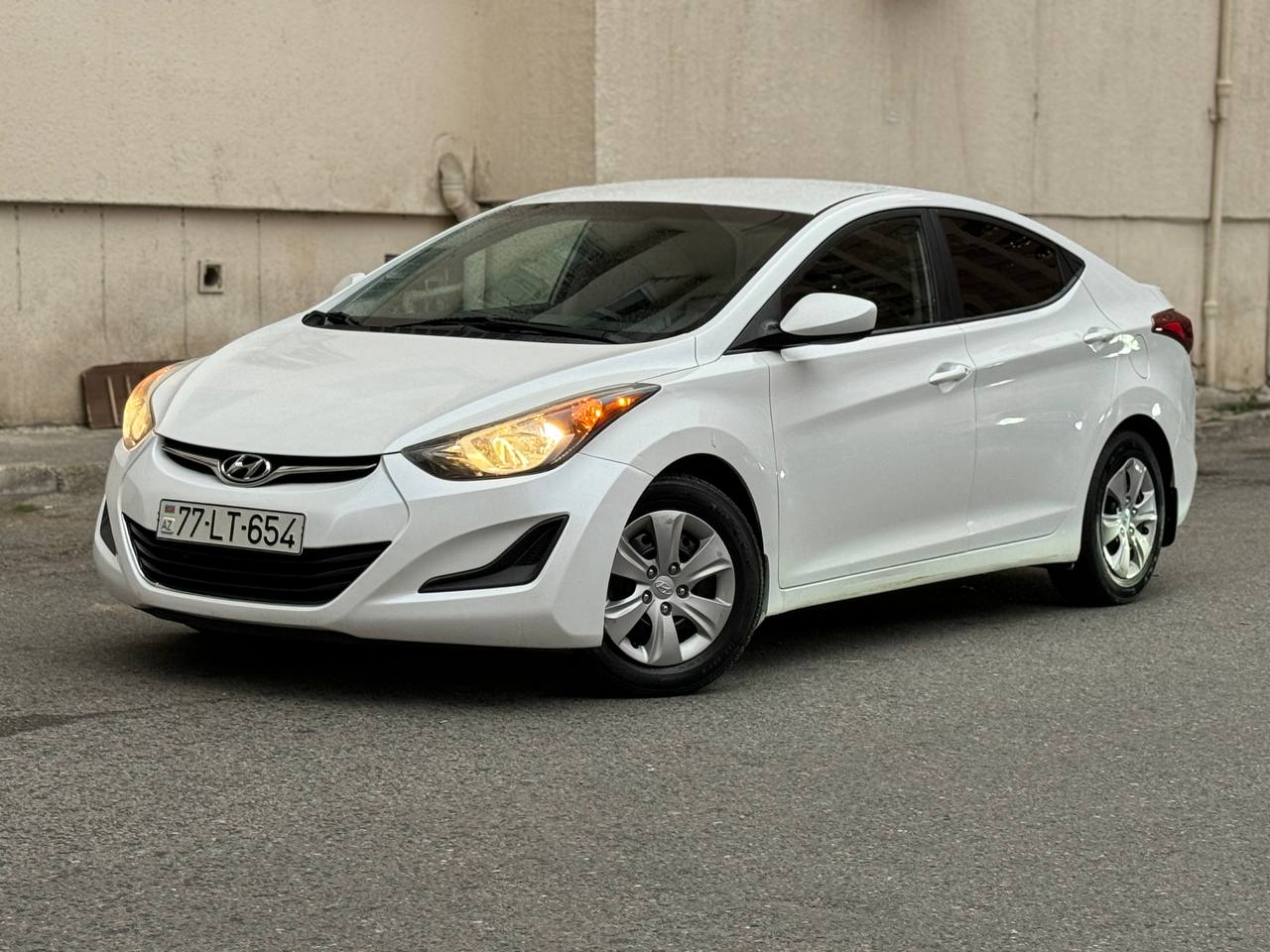 Hyundai Elantra 2015